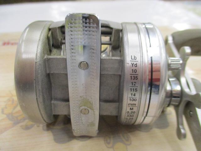 SM3600C シルバー(ambassadeurロゴリムステッカー)