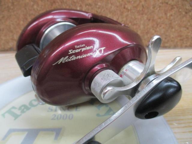 メタニウムXT RH(赤)