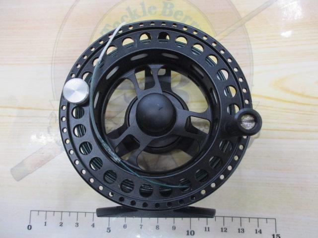 キャストラージアーバーフライリール