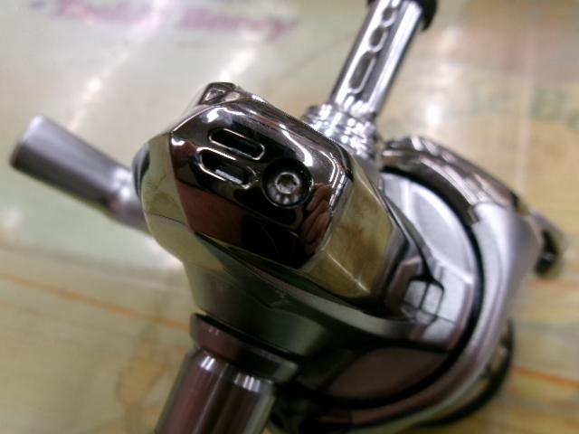 19ストラディック 2500S