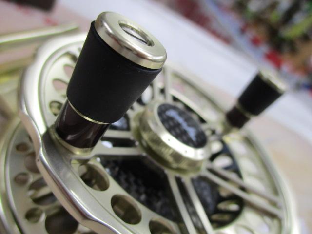 黒鯛師 THEアスリートヘチ 88W-GB ゴールド/ブラック