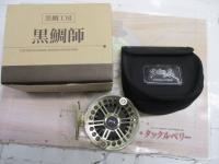 黒鯛師 THEアスリートヘチ 88W-GB ゴールド/ブラック