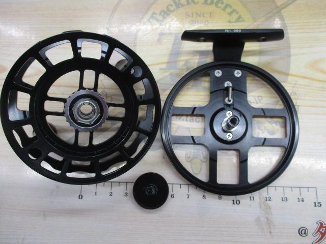 黒鯛師 THEヘチリミテッド 88SDⅡBR ブラック/レッド