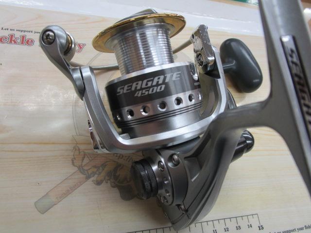 ダイワ SEAGATE 4500 シーゲート スピニングリール 送料無料】DAIWA