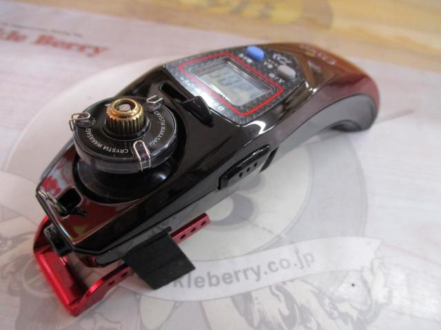 クリスティア ワカサギCRTα電動リール ソリッドブラック/メタルレッドG