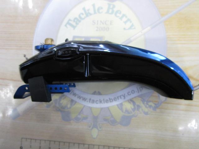 クリスティア ワカサギCRTRα電動リール ソリッドブラック/メタルブルーグラデーション