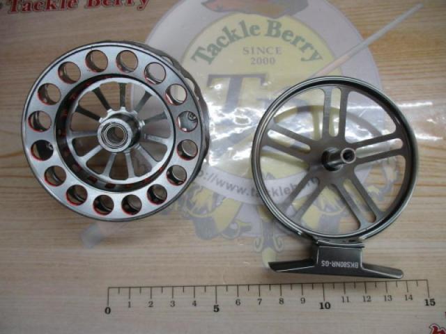 BKS80NRバトルフィールド黒鯛SG/GS3号100M糸ナシ