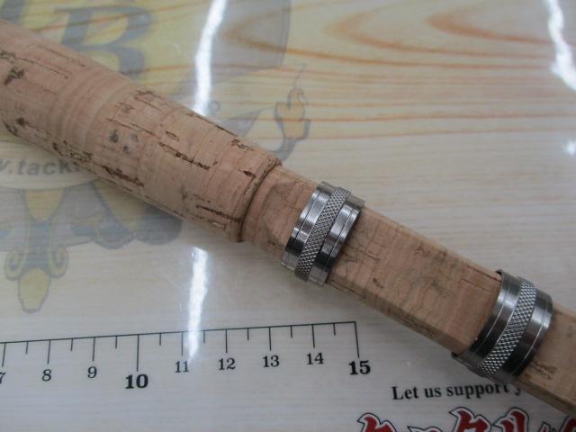 ロッホモアプログレッシブ F833LL