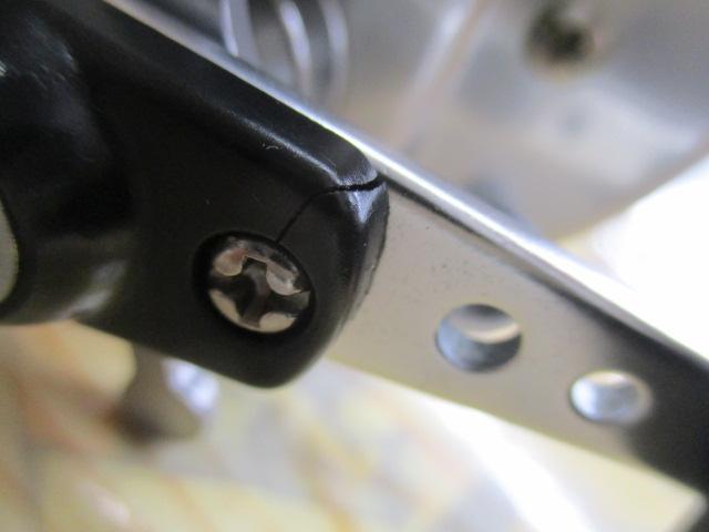 4600C3 シルバー/ゴールドクレスト