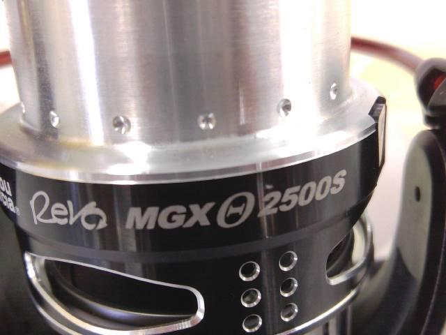 レボ MGXシータ(Θ) 2500S