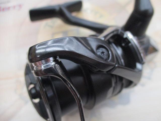 25エクスセンス C3000MHG