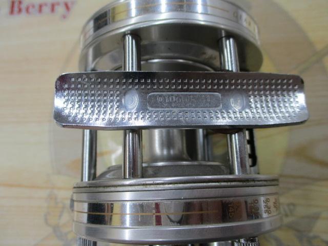 5501C3 シルバー/ゴールドクレスト