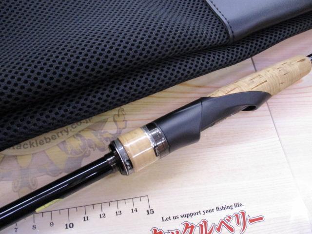 22エクスプライド 266L