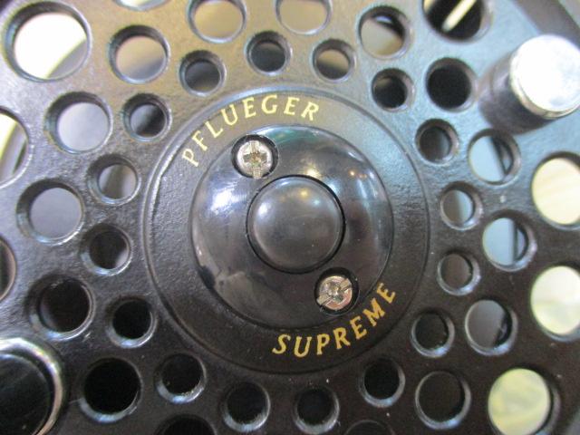 シュープリーム2796