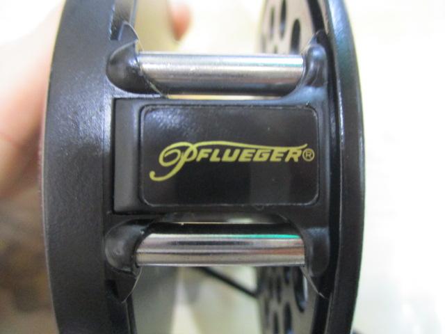 シュープリーム2796