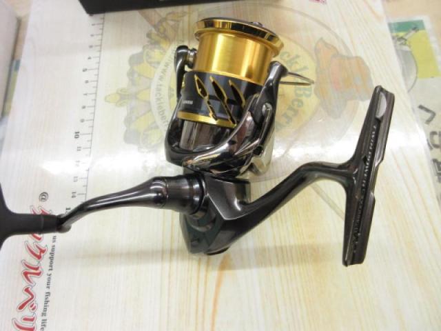 20ツインパワー C3000MHG