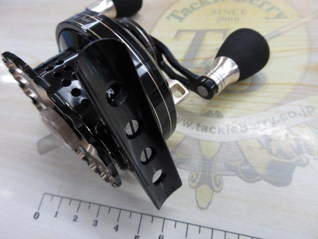 カセ筏師 チヌセレクションZ 60HG BG(右) ブラック/ゴールド