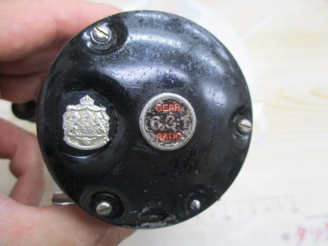 ロイヤルエクスプレス(右)