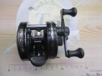 ロイヤルエクスプレス(右)