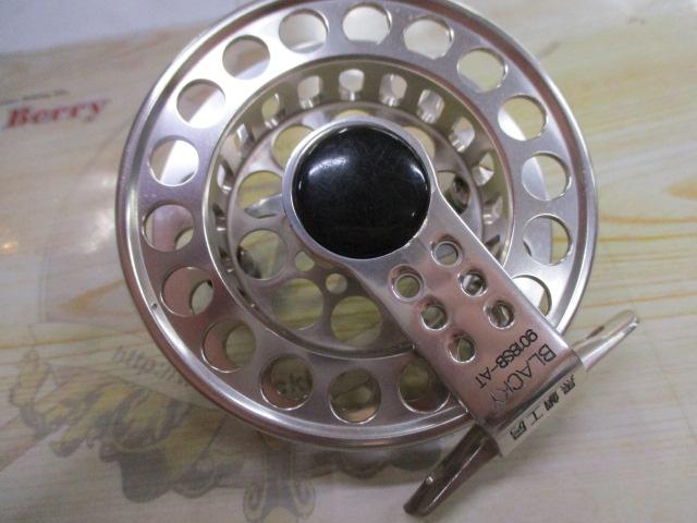 ブラッキー 9018SB-AT チタン