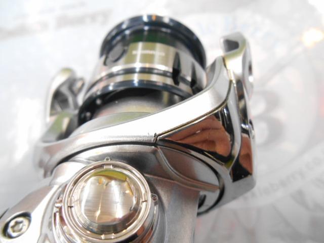 19ストラディック C2000S