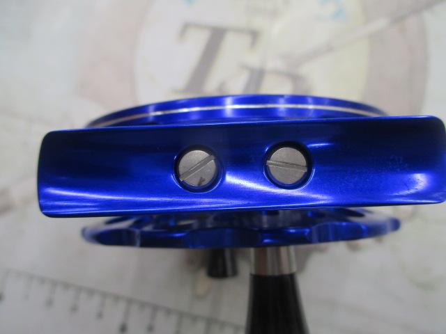 黒鯛師 THEヘチセレクションZ 88W BT ブルー/チタン