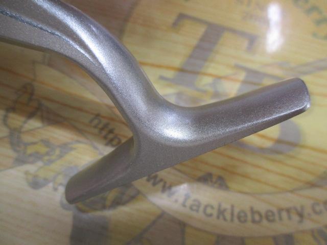 16クレスト 3000H