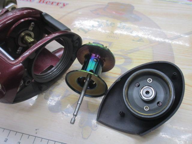 97スコーピオン 1500(浅溝スプール)