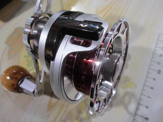 カセ筏師 THEアスリートラガー P70-SR(右)