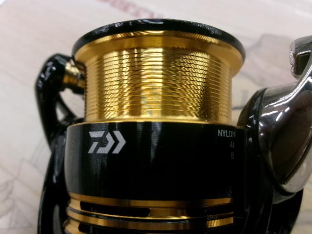 23レガリス LT2000S-P｜＠ベリーネット 日本最大新品中古釣具WEBショップ