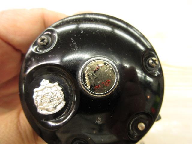 ロイヤルエクスプレス(右)