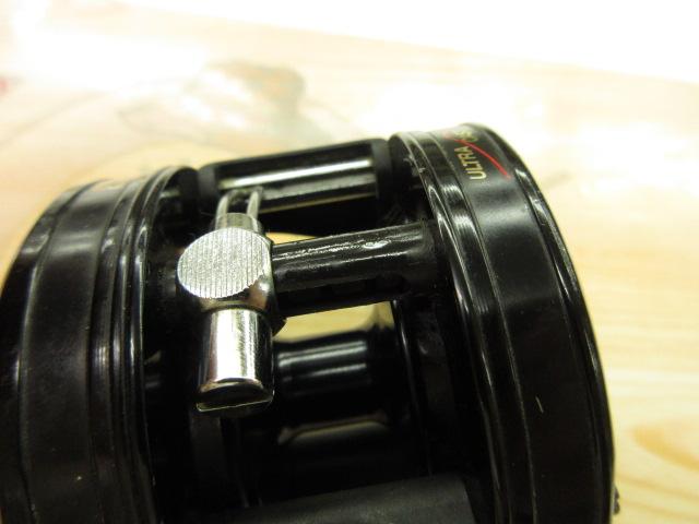 ロイヤルエクスプレス(右)