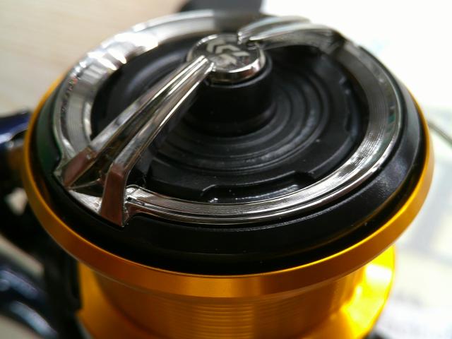 24レブロス LT2500S-XH｜＠ベリーネット 日本最大新品中古釣具WEBショップ