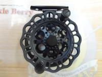 インヴィクタクロダイRND MBリミテッド(マットブラック)