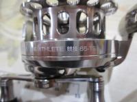 カセ筏師 THEアスリート競技 65W-TS(左) チタン/シルバー