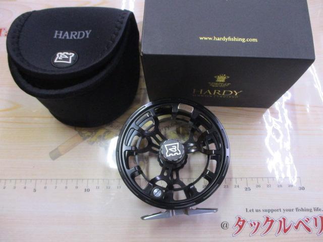 アヴェロン3000 BLKリール