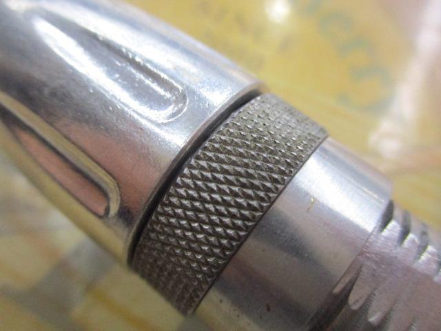 グラスアイグリップ