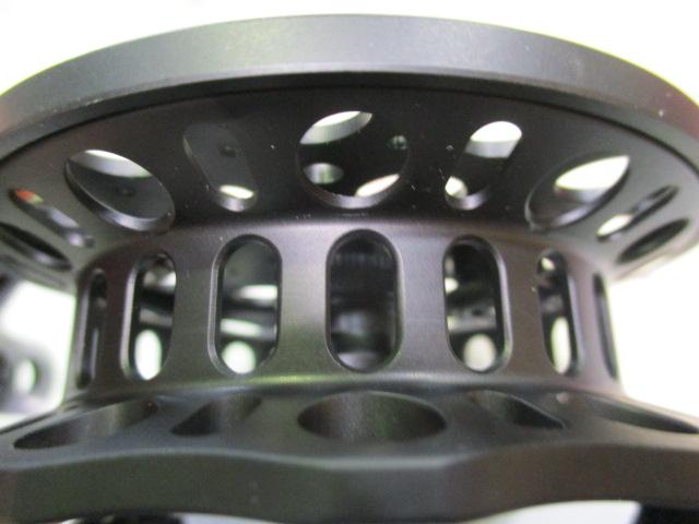 インヴィクタクロダイMBモンスタースペック90