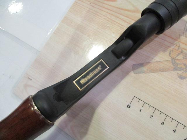 パガーニトラッド F1-56XP+グリップ ハンティングブラック/チークウッド