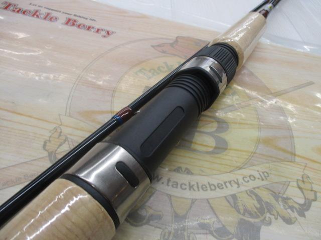 カラスレインボーマジック RM70 タイフーンガイド