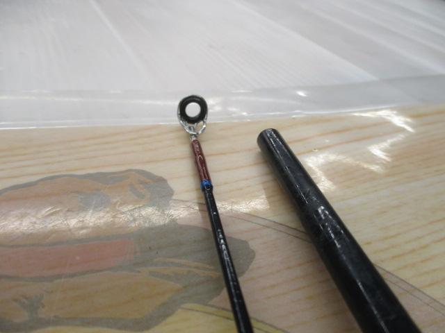 カラスレインボーマジック RM70 タイフーンガイド