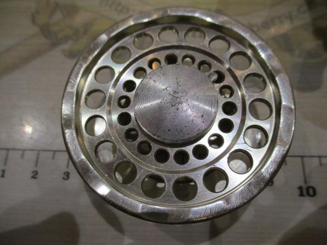 カセ筏師 THEチヌリミテッド 50W-G ゴールド