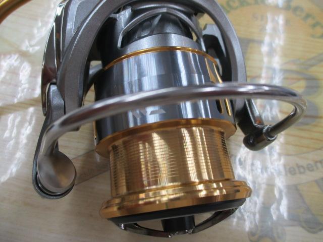 18フリームス LT2500S-XH