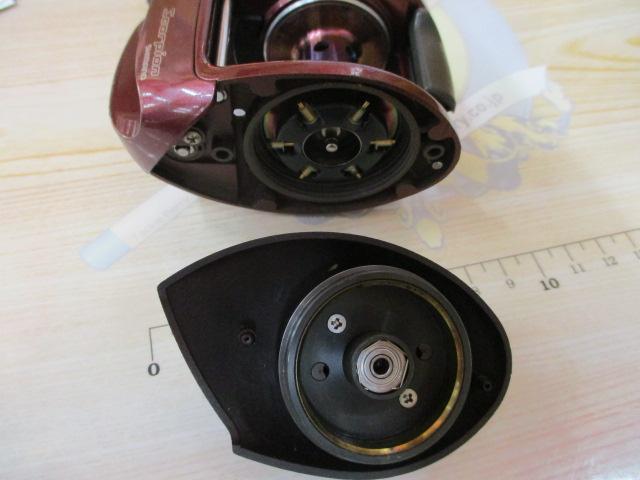 97スコーピオン 1500(浅溝スプール)