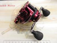 カセ筏師 THEセンカンイカダ 70HG-SR(左)