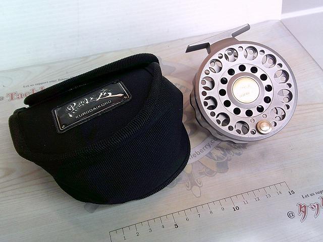 黒鯛師 THEヘチセレクション 88W-TG チタン/ゴールド(ボディーカラーグレー)