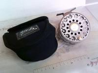 黒鯛師 THEヘチセレクション 88W-TG チタン/ゴールド(ボディーカラーグレー)