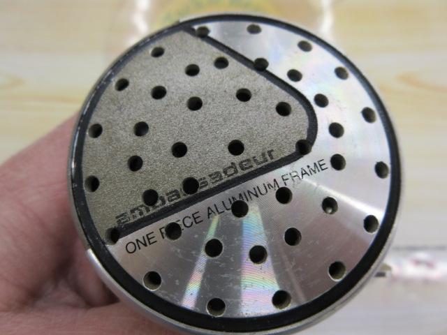 SM3600C シルバー(ambassadeurロゴリムステッカー)