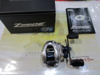 17Zプライド 7.4:1 RH ガンブルーメタリック