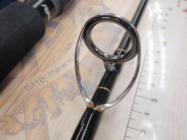 アクイラ 85H+ モンスター